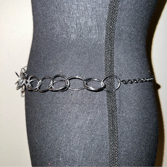 Women’s 3-D Orbital Lightweight Necklace Chainlink Belt Gun Metal Gray main image 7